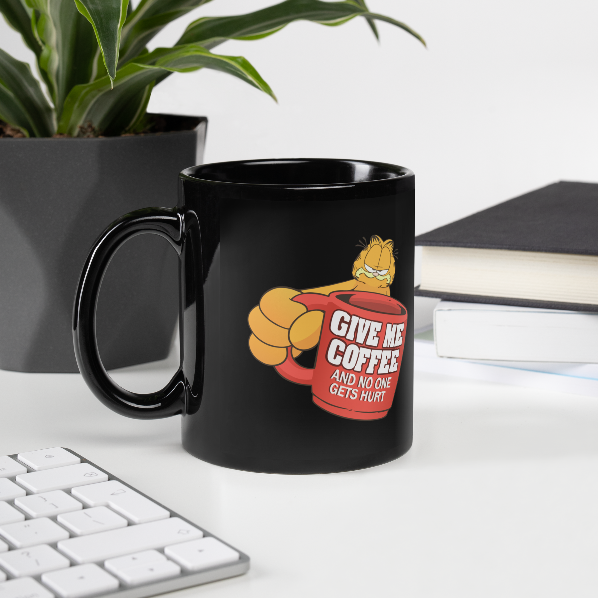 Tasse/mug humoristique - Give me coffee ans no one gets hurt | Komic.ca