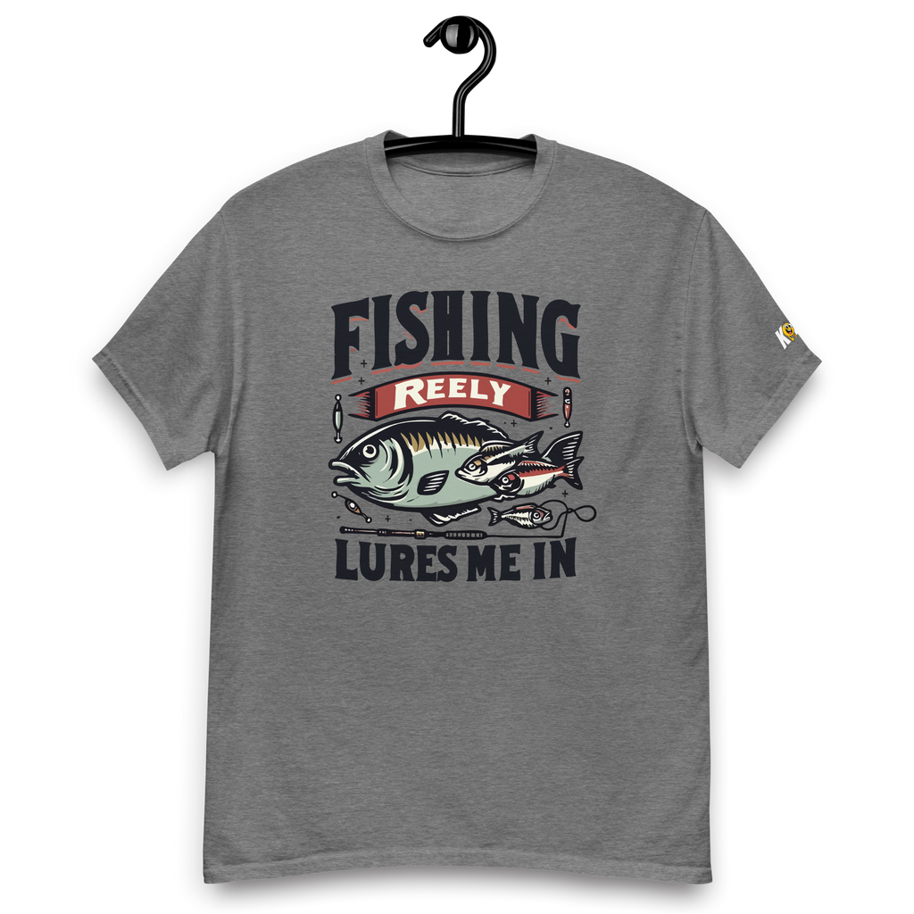 T-shirt humoristique - Fishing reely lures me in | Komic.ca